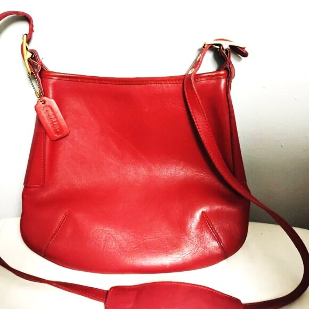 ❤️Vintage COACH  9204 Red Leather Crossbody Bag Purse +FOB & Dustbag - Picture 2 of 11